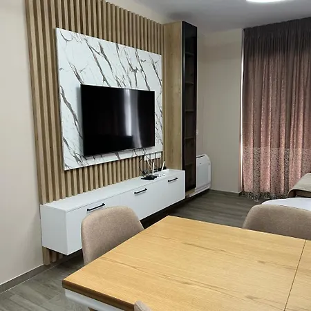 Large 2 * Vlore