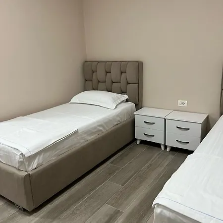 Large 2 Apartment