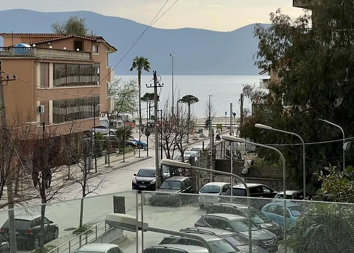 아파트 Large 2 Vlorë